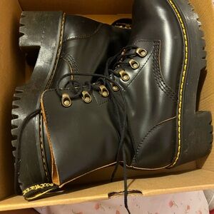 Leona black doc martens